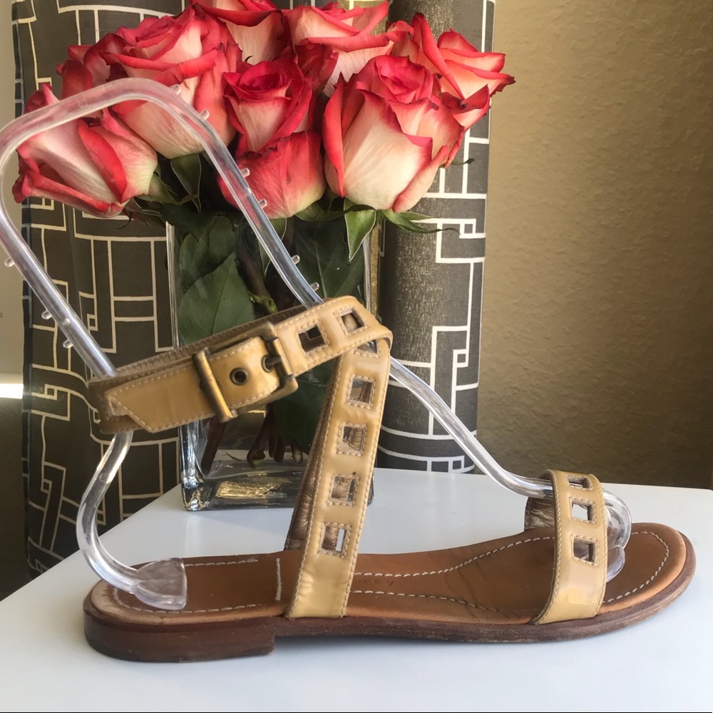 Theory Square Cutouts Ankle Strap  38
